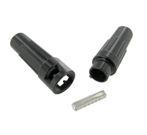 Inline fuse holder including 8 AMP fuse 111937091A